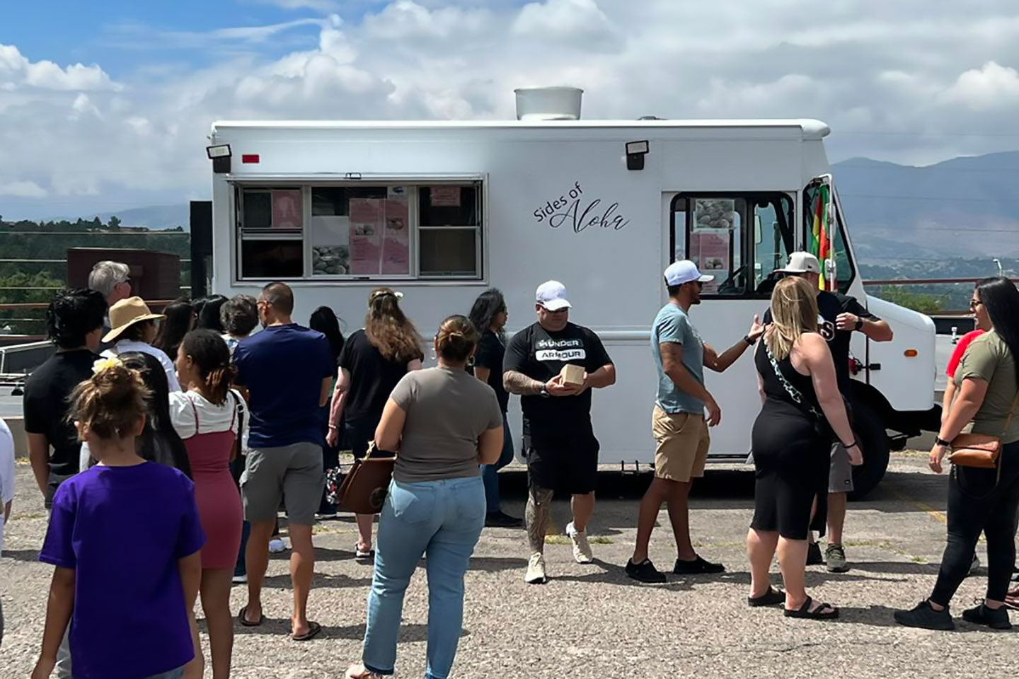 Sides of Aloha offers baked goods & desserts that will tantalize your taste buds straight from the islands of Hawaii.
https://www.facebook.com/SidesOfAloha